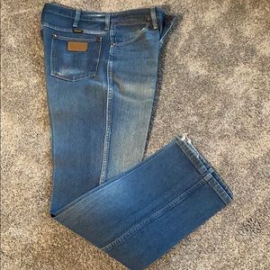 Men’s starched wrangler Jeans 35x34